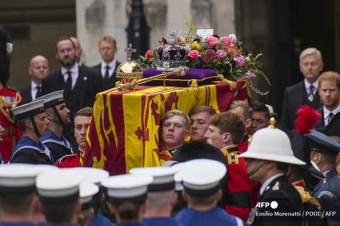 Makna Emosional Bunga di Peti Mati Ratu Elizabeth II
