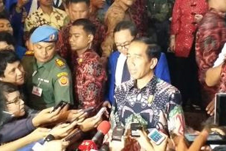 Presiden Joko Widodo seusai menghadiri Rakernas I PAN di Balai Sudirman, Jakarta, Rabu (6/5/2015).