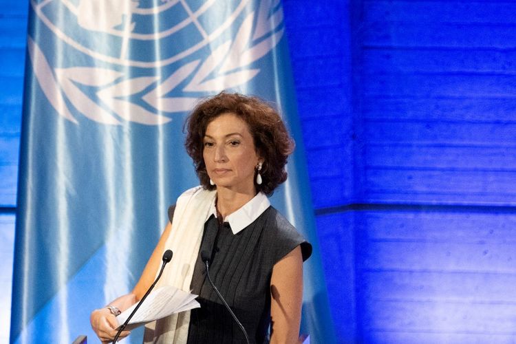 Direktur Jenderal UNESCO Audrey Azoulay menyampaikan pidato untuk mengumumkan permintaan Amerika Serikat untuk kembali ke lembaga tersebut, di kantor pusat UNESCO di Paris, pada Senin (12/6/2023). Amerika Serikat berencana untuk bergabung kembali dengan UNESCO mulai Juli tahun ini, mengakhiri perjalanan panjang perselisihan yang membuat Washington mengakhiri keanggotaannya pada 2018.