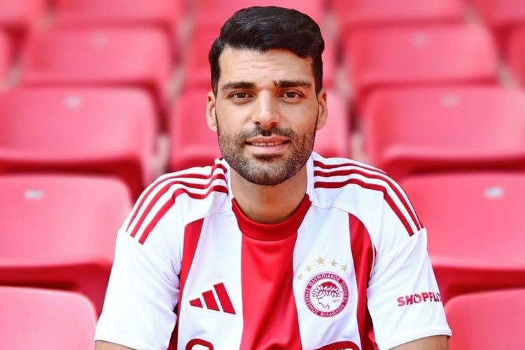 [HOAKS] Mehdi Taremi Pulang ke Iran untuk Berperang