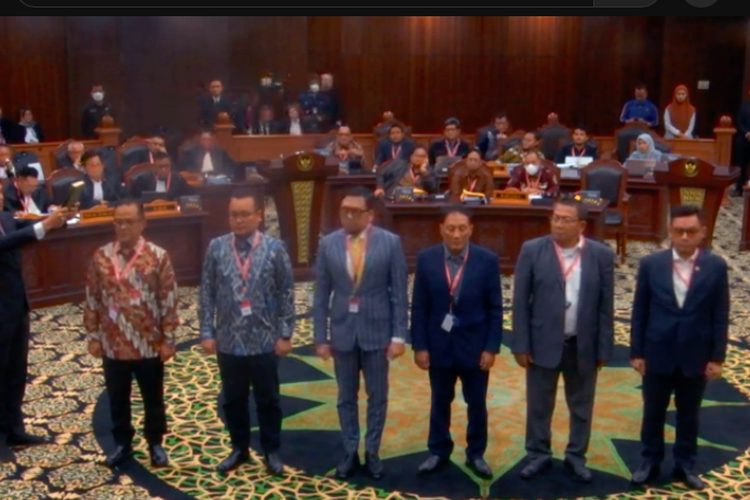 Enam saksi yang dihadirkan kubu Prabowo-Gibran dalam sidang sengketa Pilpres 2024 di Mahkamah Konstitusi (MK), Kamis (4/4/2024). Dua diantaranya Ketua Komisi II DPR dan Wakil Ketua Komisi VIII DPR