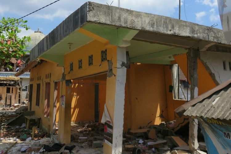 Tampak bangunan sekolah rusak pasca-gempa di Lombok.