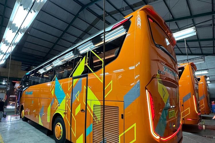 Bus baru PO Tividi pakai bodi Jetbus 5