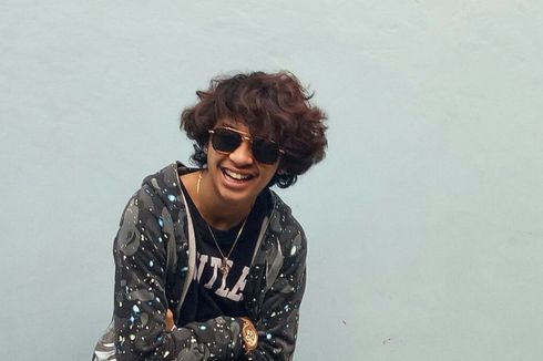 Bastian Steel Masih Betah Menjomblo