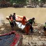 Warga Temukan Mayat Mengambang di Antara Tumpukan Sampah di Sungai Ciliwung