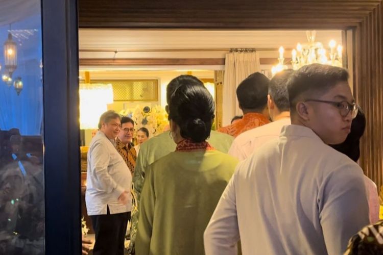 Ketua TPN Ganjar-Mahfud, Arsjad Rasjid saat hadir di open house Menko Perekonomian yang juga Ketua Umum Partai Golkar, Airlangga Hartarto di Widya Chandra, Jakarta Selatan, Kamis (11/4/2024).