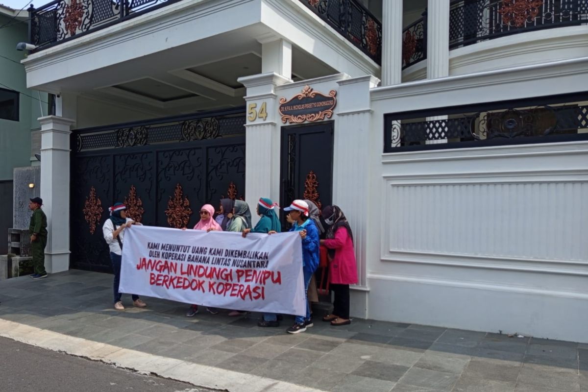 Rumah pimpinan Bahana Lintas Nusantara (BLN) digeruduk anggota pada Rabu (25/6/2025). 