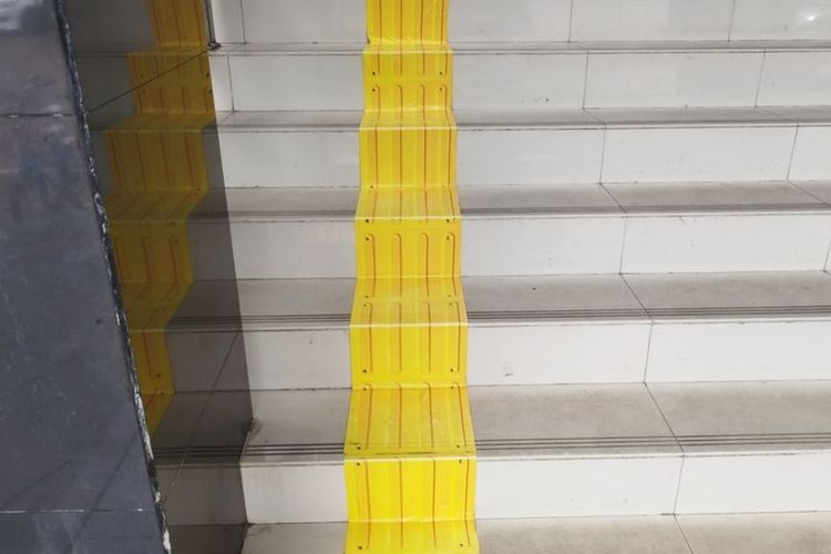 Viral Stiker Jalur Tunanetra di Pontianak, Seperti Apa Aturannya?