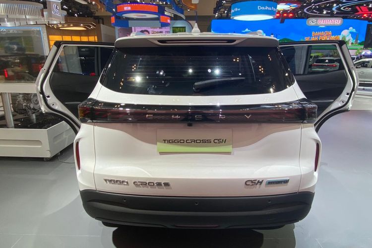 Chery Tiggo Cross CSH Hybrid.