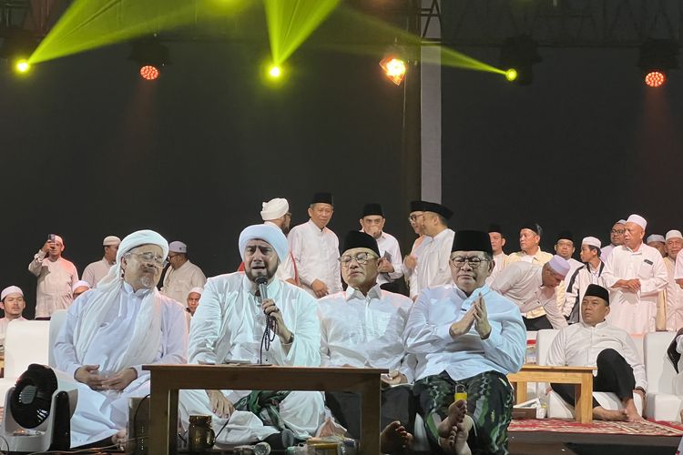 Satu Panggung di Monas, Pramono, Cak Imin, dan Habib Rizieq Bershalawat Bersama di Haul Akbar Ulama Betawi