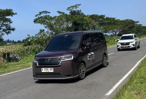 Jelajah Jalan Daendels dengan Honda Step WGN e:HEV