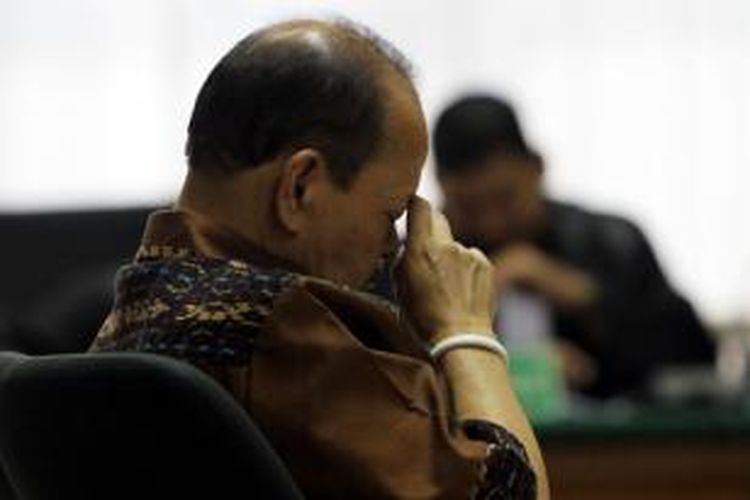 Mantan Ketua Komisi VII DPR Sutan Bhatoegana menjalani sidang di Pengadilan Tipikor, Jakarta Selatan, dengan agenda pembacaan putusan, rabu (19/8/2015).