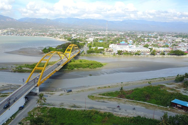 Jembatan Kuning, Kota Palu.
