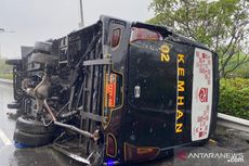 Kecelakaan di Km 3 Tol Jagorawi Terjadi akibat Bus Kemenhan Hilang Kendali