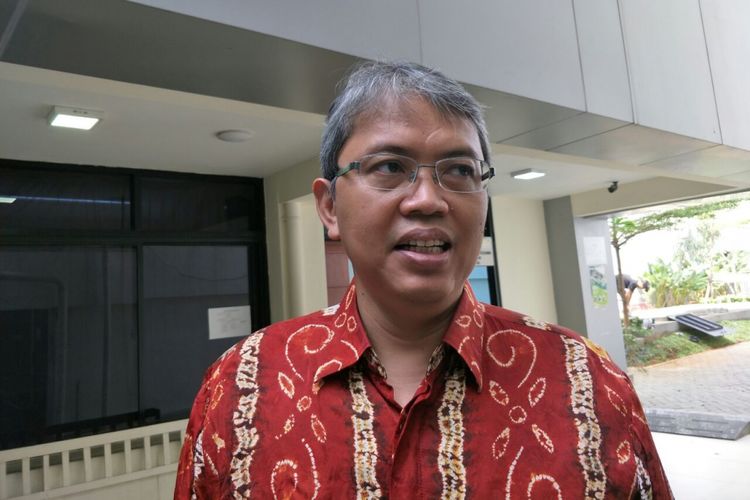 Wakil Ketua DPRD DKI Jakarta Triwisaksana di Balai Kota DKI Jakarta, Senin (2/7/2018). 