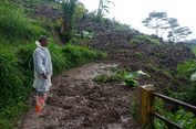 Diguyur Hujan, Tebing Setinggi 120 Meter Longsor Memutus Jalan di Bandung Barat