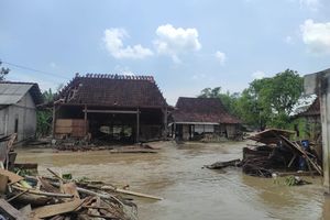 Imbas Tanggul Sungai Tuntang Demak Jebol: 15 Rumah Hancur, Gabah Simpanan Warga Hanyut