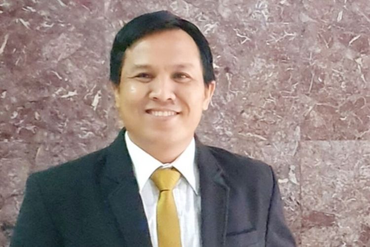 Pengamat hukum dan politik dari Universitas Sebelas Maret (UNS) Agus Riwanto.