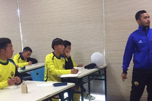 Tugas Pertama Pelatih Muda Indonesia di China