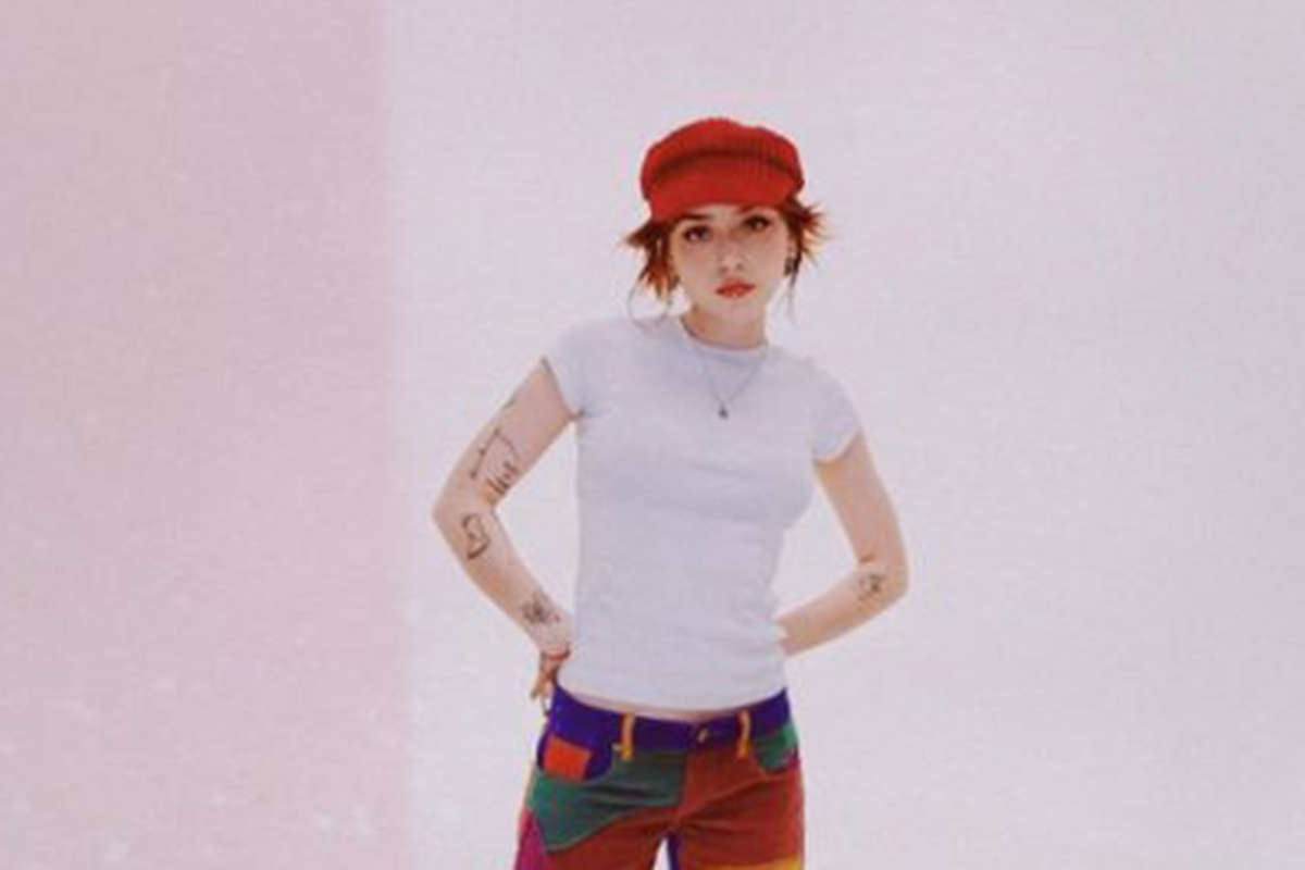 Kailee Rising Lirik dan Chord Lagu Siren - Kailee Morgue