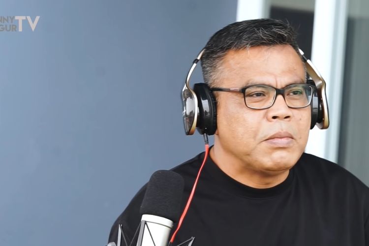 Abdel Achrian menjelaskan awal mula perjalannya menjadi seorang stand up comedian yang ternyata terjadi secara kebetulan.