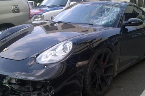 Pengemudi Porsche Mengaku SIM-nya Hilang
