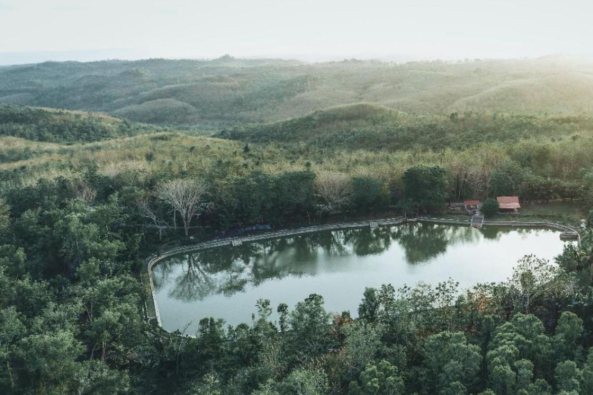 Telaga Kemuning di Desa Wisata Bunder, salah satu desa wisata di Gunungkidul, Yogyakarta