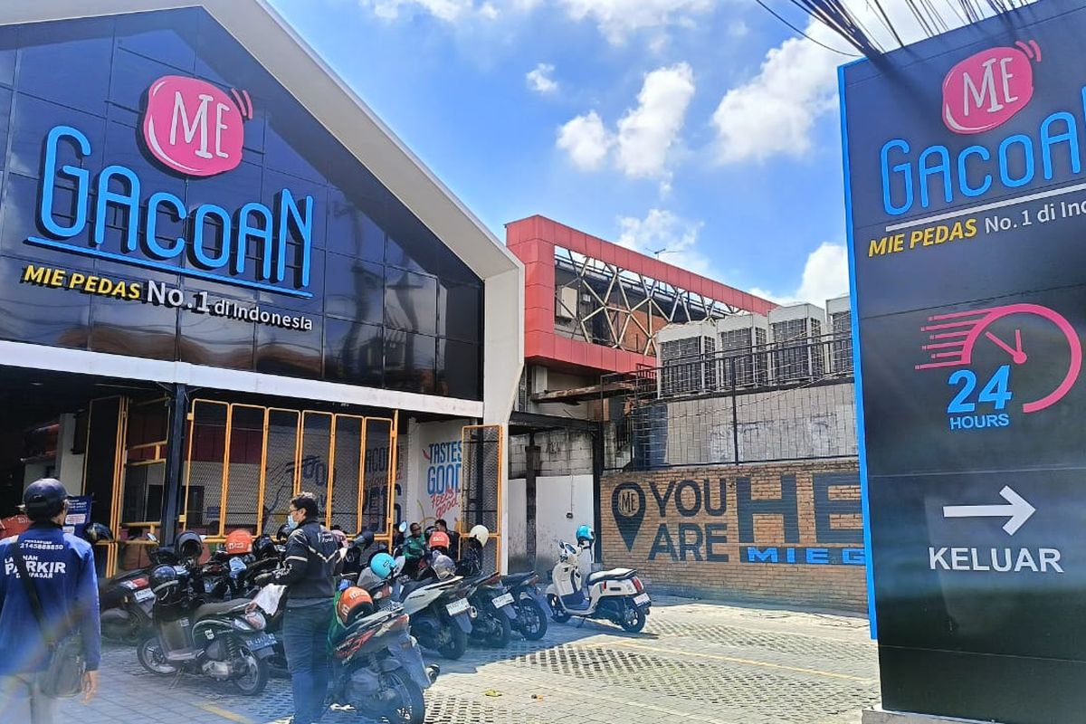 Suasana Mie Gacoan di Jalan Gatot Subroto, Denpasar, Bali. 