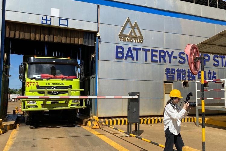 Truk listrik di IWIP, Kamis (15/1/2026). 