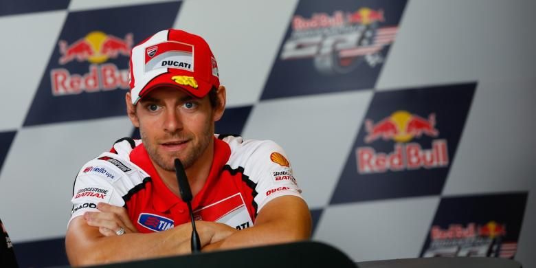 Pebalap Ducati asal Inggris, Cal Crutchlow, berbicara pada konferensi pers jelang GP Indianapolis, Kamis (7/8/2014).