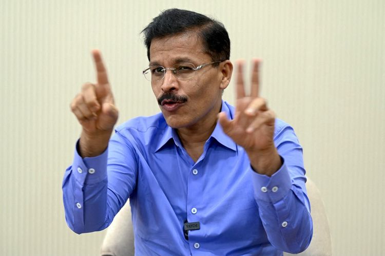 Sosok Tukaram Mundhe Viral di India karena Tegas Razia Makanan, Temukan Kecoa hingga Tikus