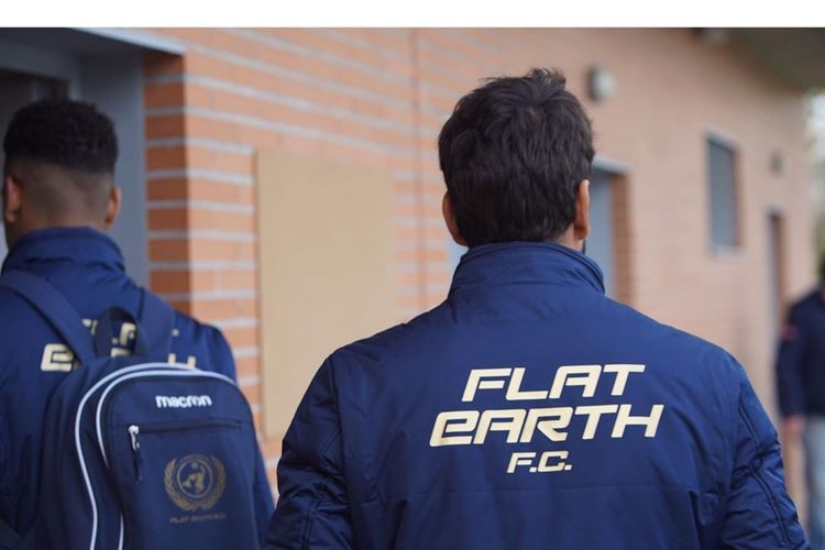 Klub sepak bola Flat Earth FC.