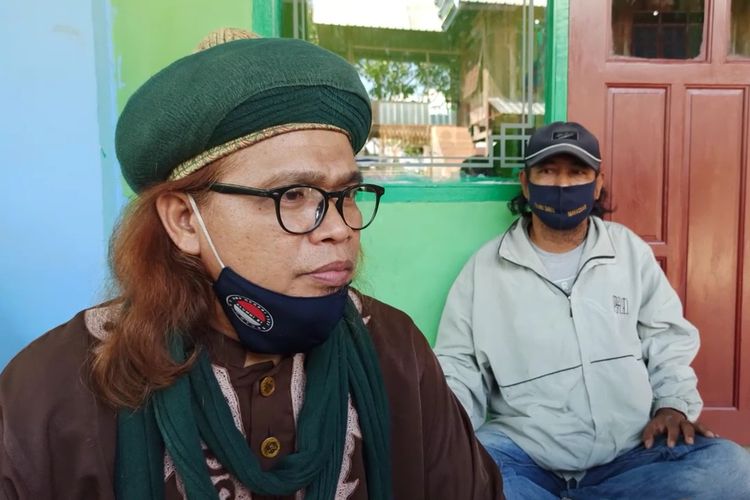 Pimpinan Jamaah An Nadzir di Kabupaten Gowa, Sulawesi Selatan memberikan penjelasan terkait penetapan 1 Syawal 1442 Hijriah yang jatuh pada Selasa (11/5/2021) pukul 13.00 WITA. 