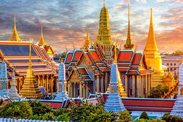 Grand Palace Temple, salah satu kuil megah di Thailand.