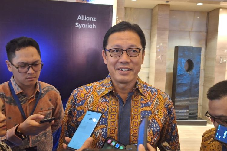 Direktur Utama Allianz Life Syariah Indonesia Achmad K. Permana dalam acara Allianz Syariah Grand Launching, Kamis (16/11/2023). 