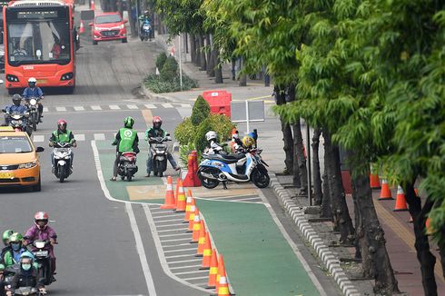 Pemprov DKI Akan Permanenkan Jalur Sepeda di Jalan Sudirman hingga Bundaran HI