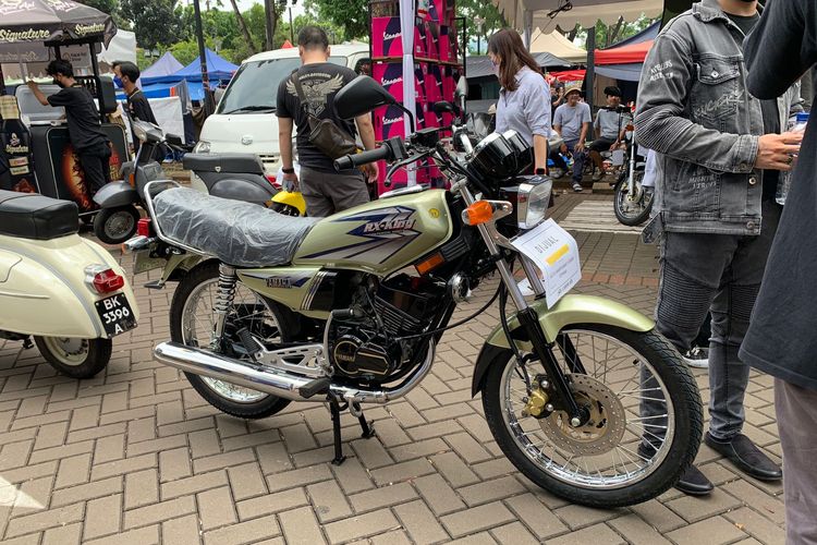 Yamaha RX-King Gold tahun 2022 di Tumplek Blek 2022