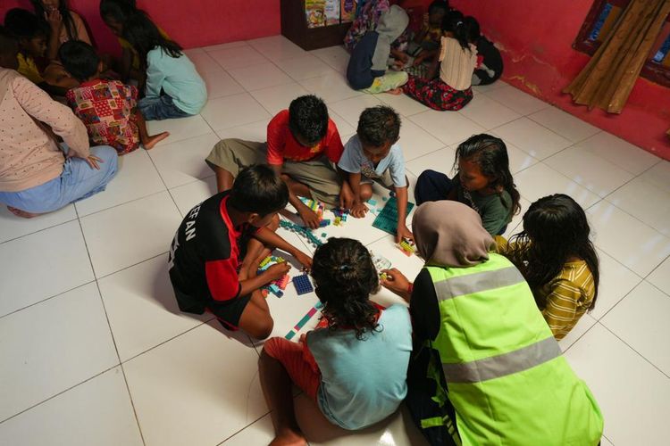Rumah Belajar Harita Nickel Jadi Ruang Literasi Anak Obi