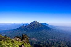 Jalur Kledung Ditutup, Pendakian Gunung Sindoro via Bansari Tetap Buka