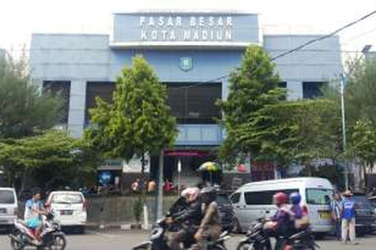 Inilah Pasar Besar Kota Madiun yang menjadi objek persoalan gratifikasi sehingga menjadikan Walikota Madiun, Bambang Irianto sebagai tersangka. 