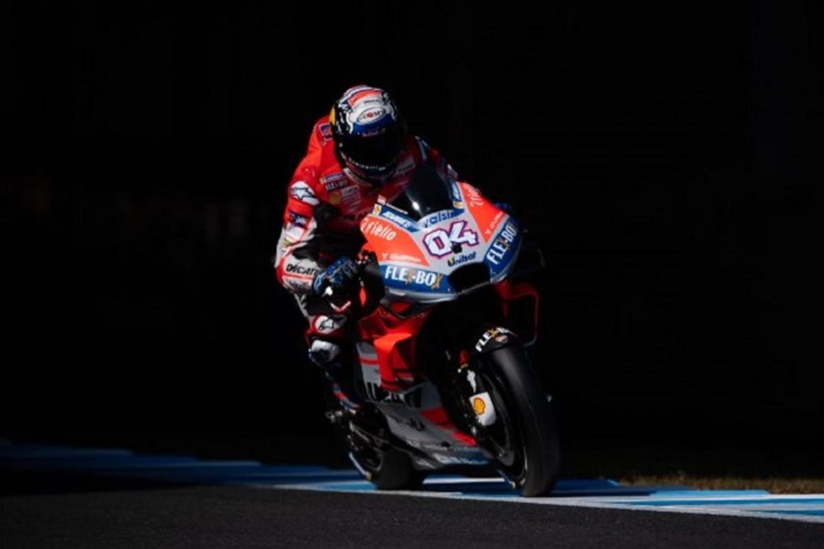 Pebalap Ducati, Andrea Dovizioso, menjalani sesi latihan bebas ketiga MotoGP Jepang di Sirkuit Motegi, 20 Oktober 2018. 