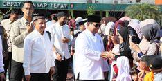 Kasatgas Tito Bersama Presiden Laksanakan Salat Idulfitri di Kabupaten Aceh Tamiang