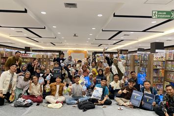 Perayaan Ulang Tahun yang ke-16, Penerbit Quanta Gelar Gathering Penulis, Workshop Kepenulisan, dan Launching Buku