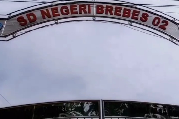 SDN 2 Brebes Tarik Uang Kenang-kenangan untuk Beli Laptop, Wali Murid Singgung Pemberian Pemerintah