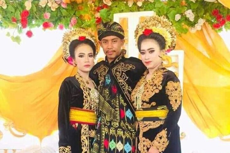 tangkapan layar acara resepsi pernikahan dini AR Siswa SMK Lombok Barat yang menikahi 2 gadis dalam waktu kurang dari sebulan