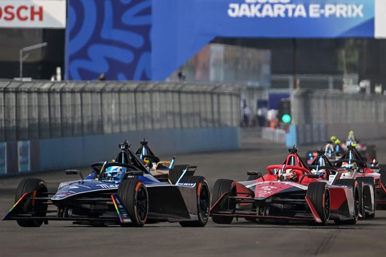 Lokasi kantong parkir Formula E Jakarta 2025 atau Jakarta International E-Prix 2025 yang diselenggarakan pada Sabtu, (21/6/2025).