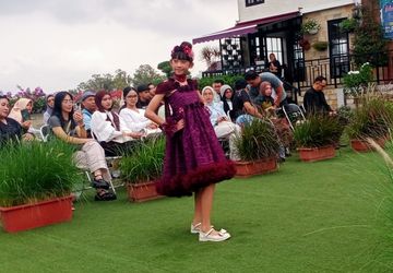 Ekonomi Lesu, Ajang Fashion Show Jadi Panggung Harapan UMKM Fesyen