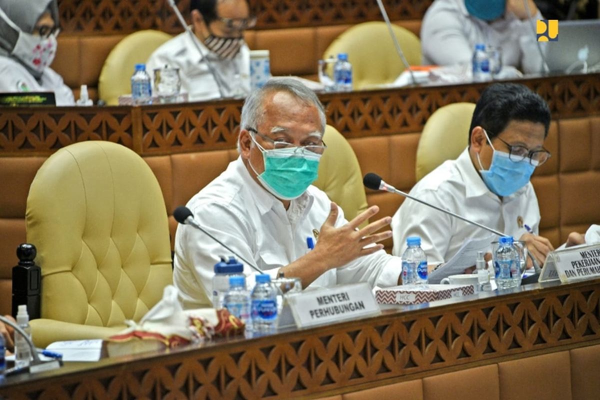 Menteri PUPR Basuki Hadimuljono pada Rapat Kerja (Raker) bersama Komisi V DPR RI di gedung DPR/MPR, Senin (31/8/2020). 