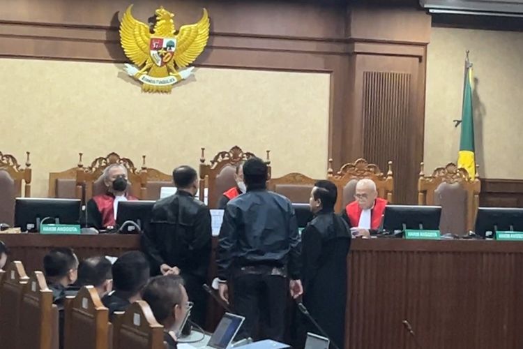 Penyidik KPK Jadi Saksi, Kubu Hasto: Bukan Alat Bukti yang Sah