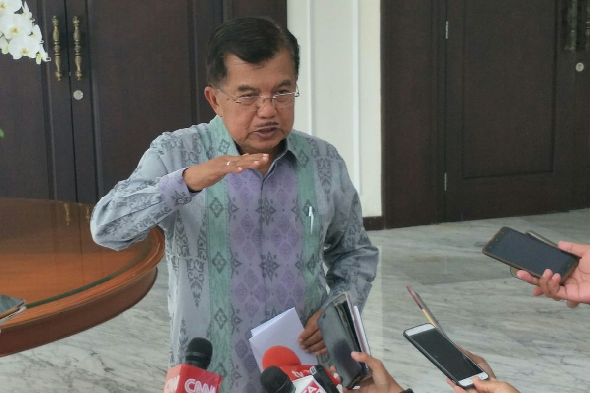 Wakil Presiden Jusuf Kalla di Kantor Wakil Presiden, Jakarta, Kamis (20/12/2018)